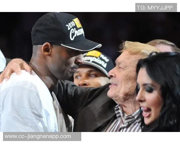 艾弗森坦言联盟活动总让我穿西服其实我只在教堂和葬礼中穿过