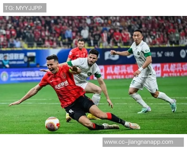 全主力出战申花力克对手成亚冠唯一胜者蓉城海港轮换阵容遭遇失利