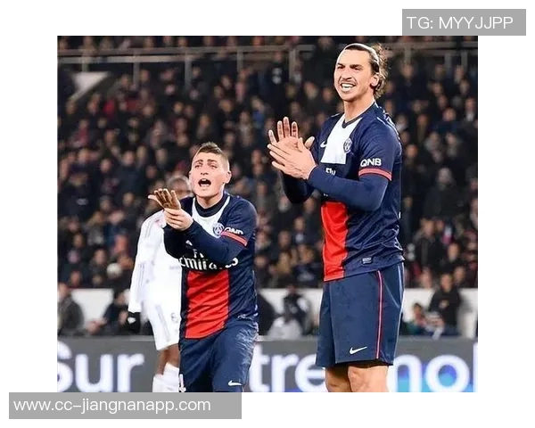 伊布与维拉蒂圣诞假期合影手表总价值超200万美元引关注