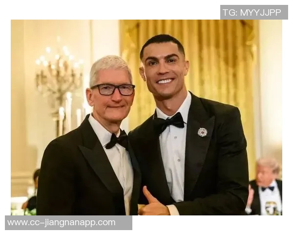 特朗普透露C罗致电感谢白宫行程称其完美无瑕令人钦佩